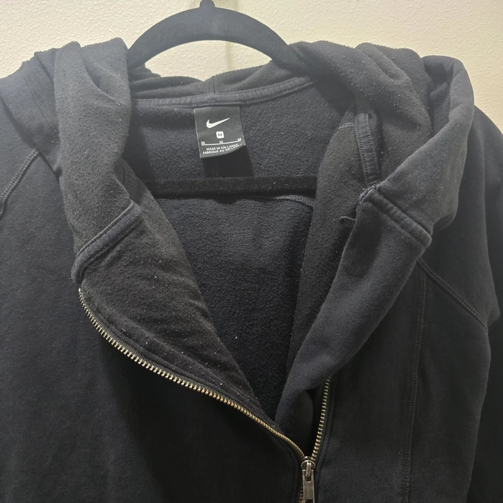 Nike Yoga Black Asymmetrical Zip Hoodie - Picture 7 of 16